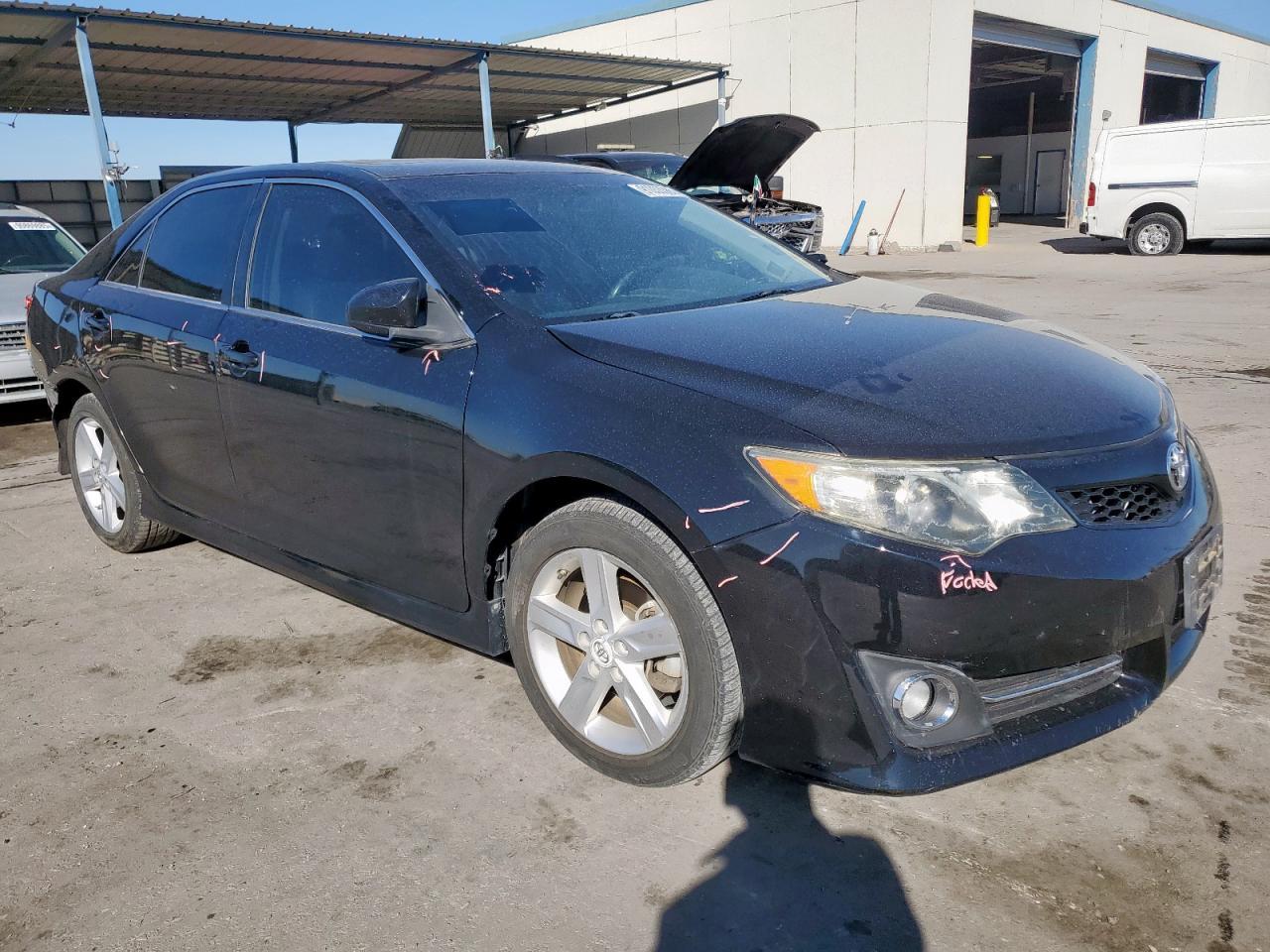 2012 TOYOTA CAMRY