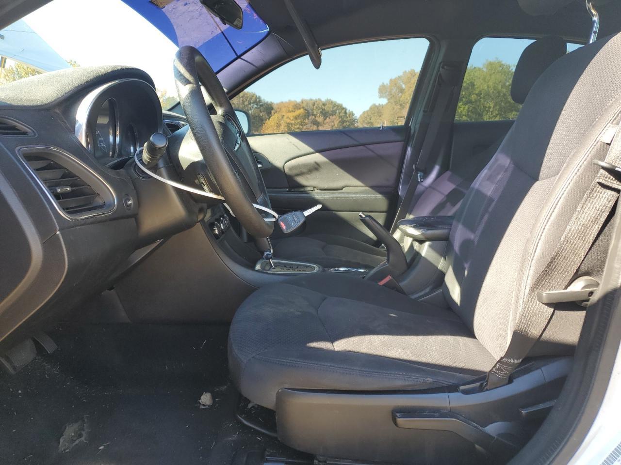 2014 CHRYSLER 200