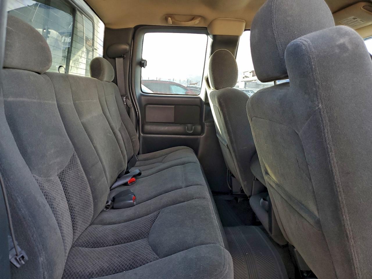 2004 CHEVROLET Silverado