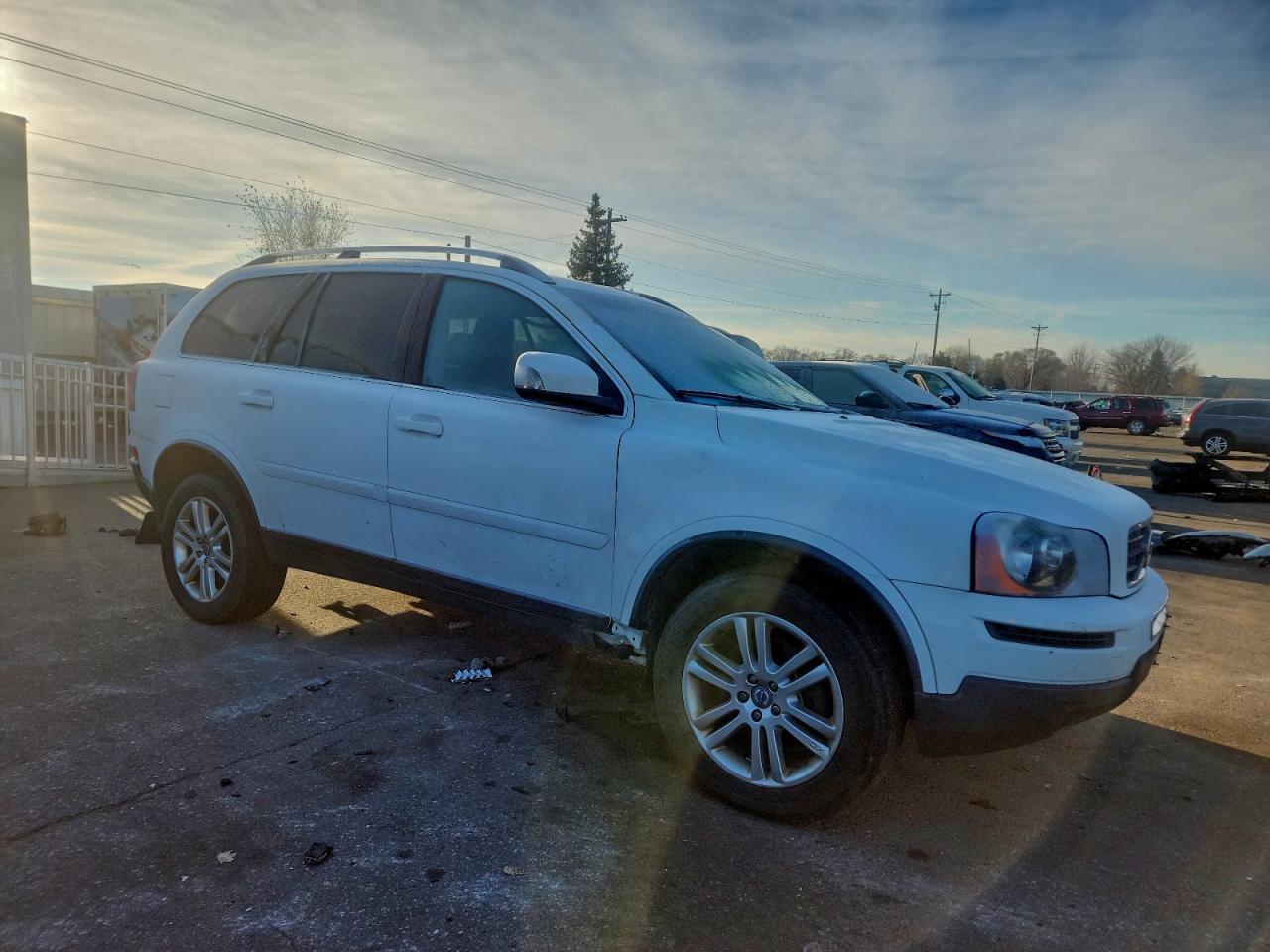 2011 VOLVO XC90