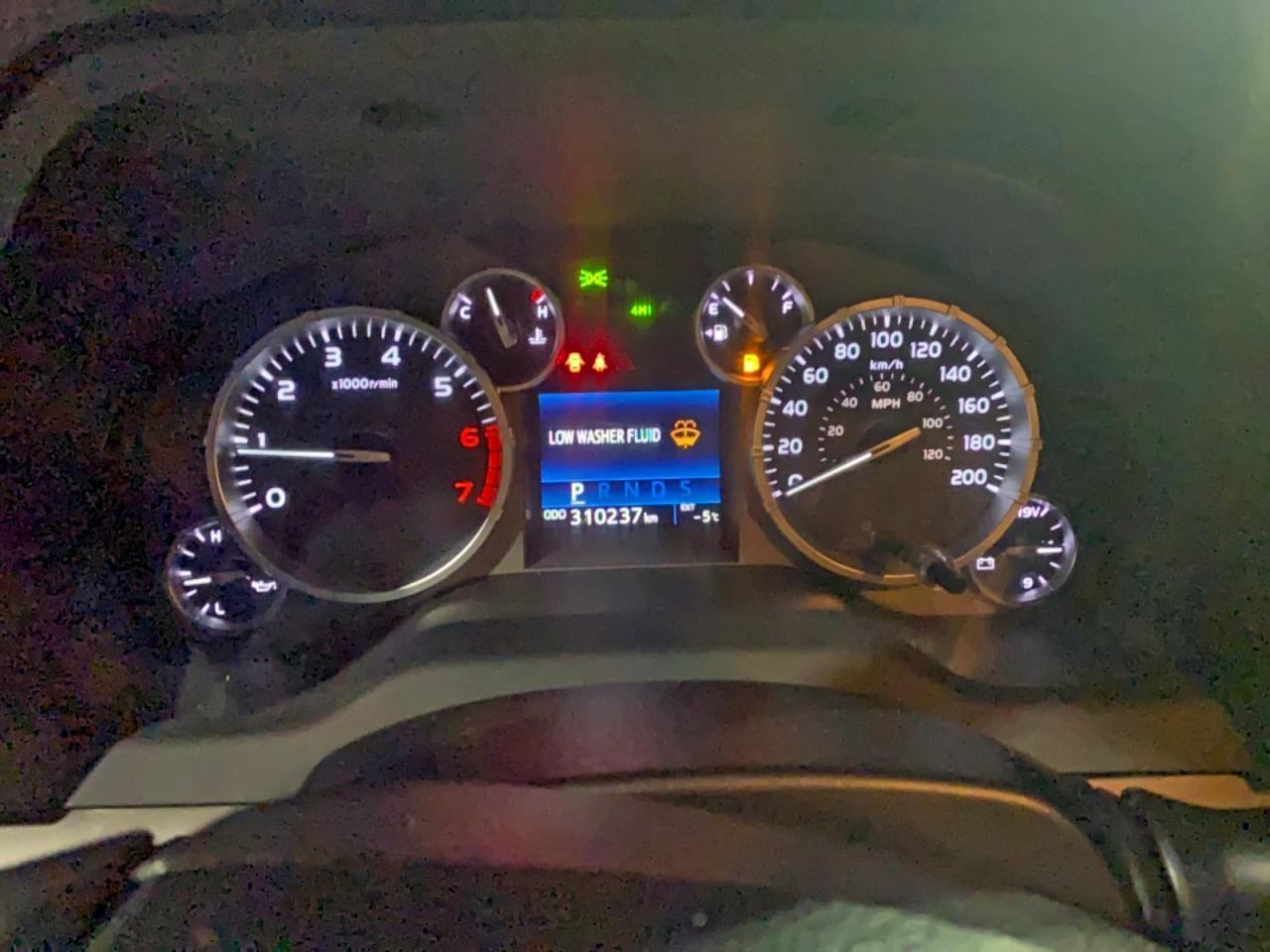 2016 TOYOTA TUNDRA