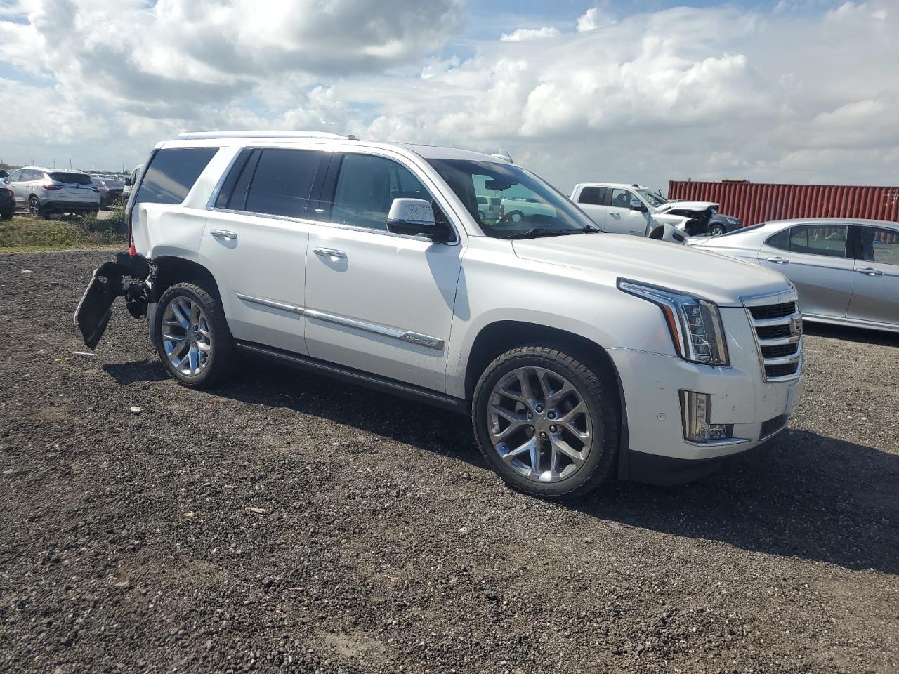 2017 CADILLAC ESCALADE
