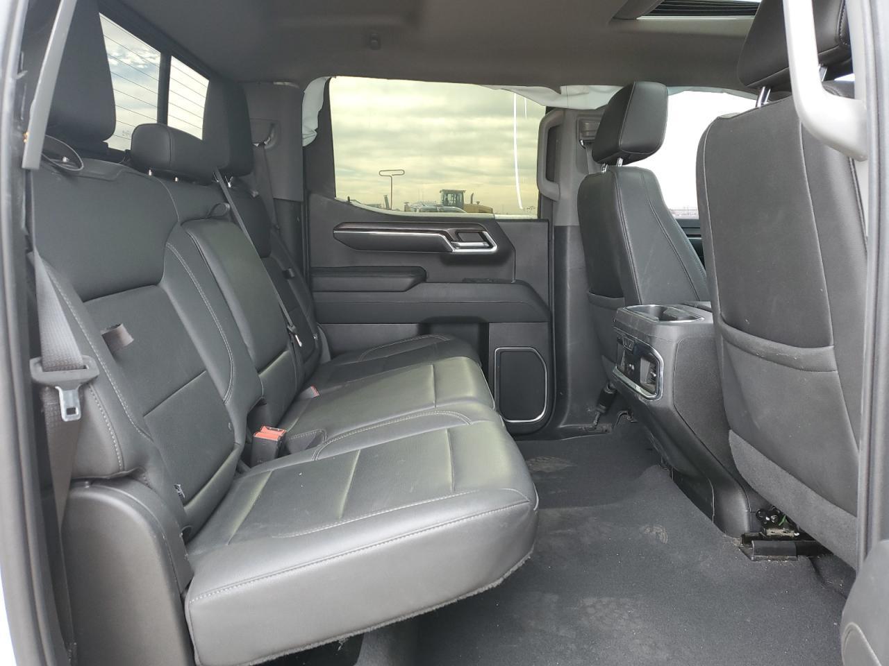 2023 GMC Sierra