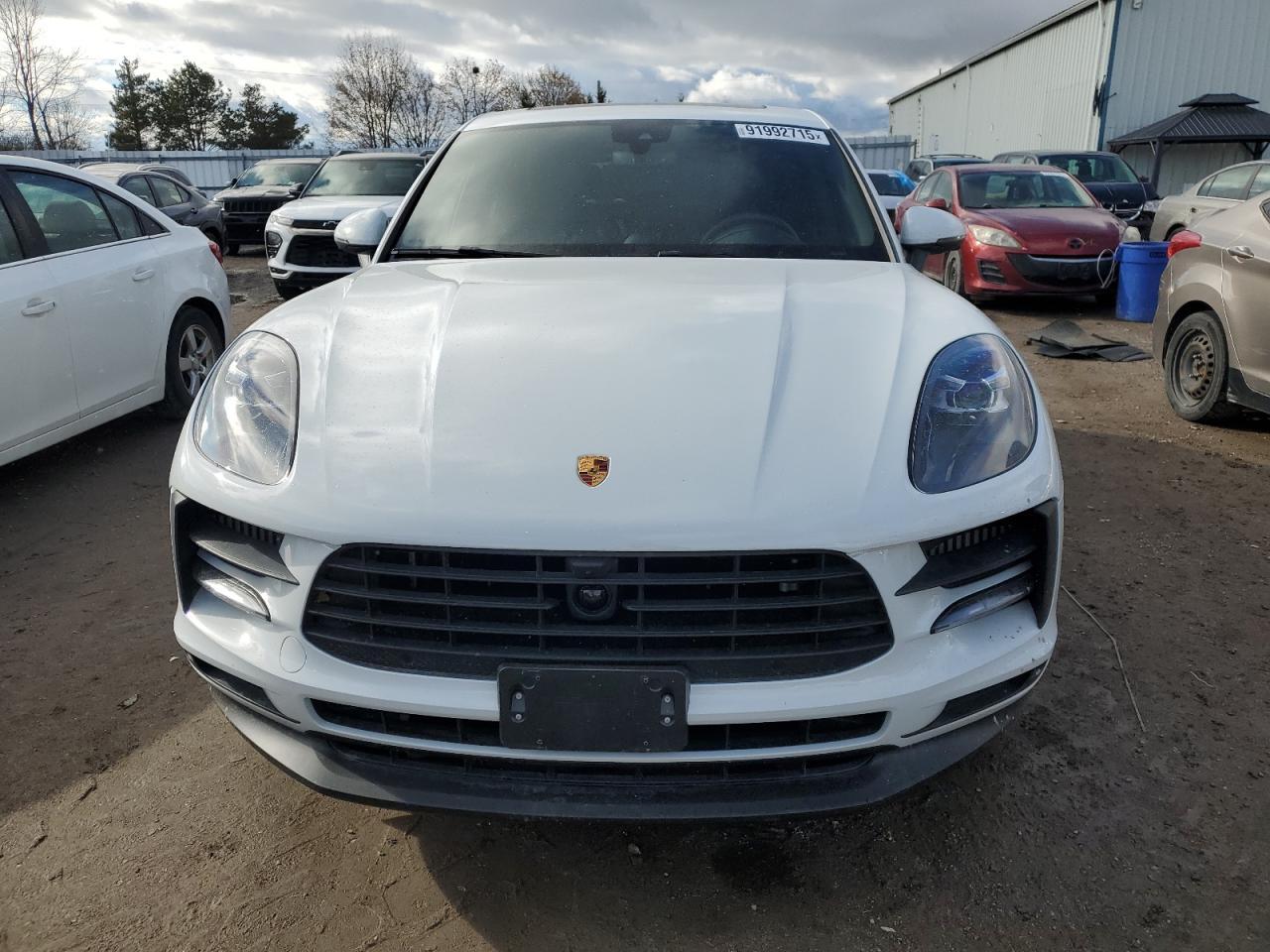 2021 PORSCHE Macan