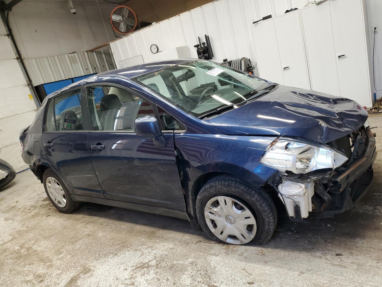 2011 NISSAN VERSA