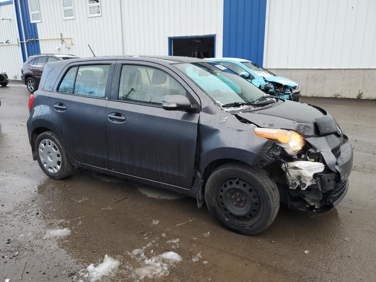 2013 TOYOTA SCION