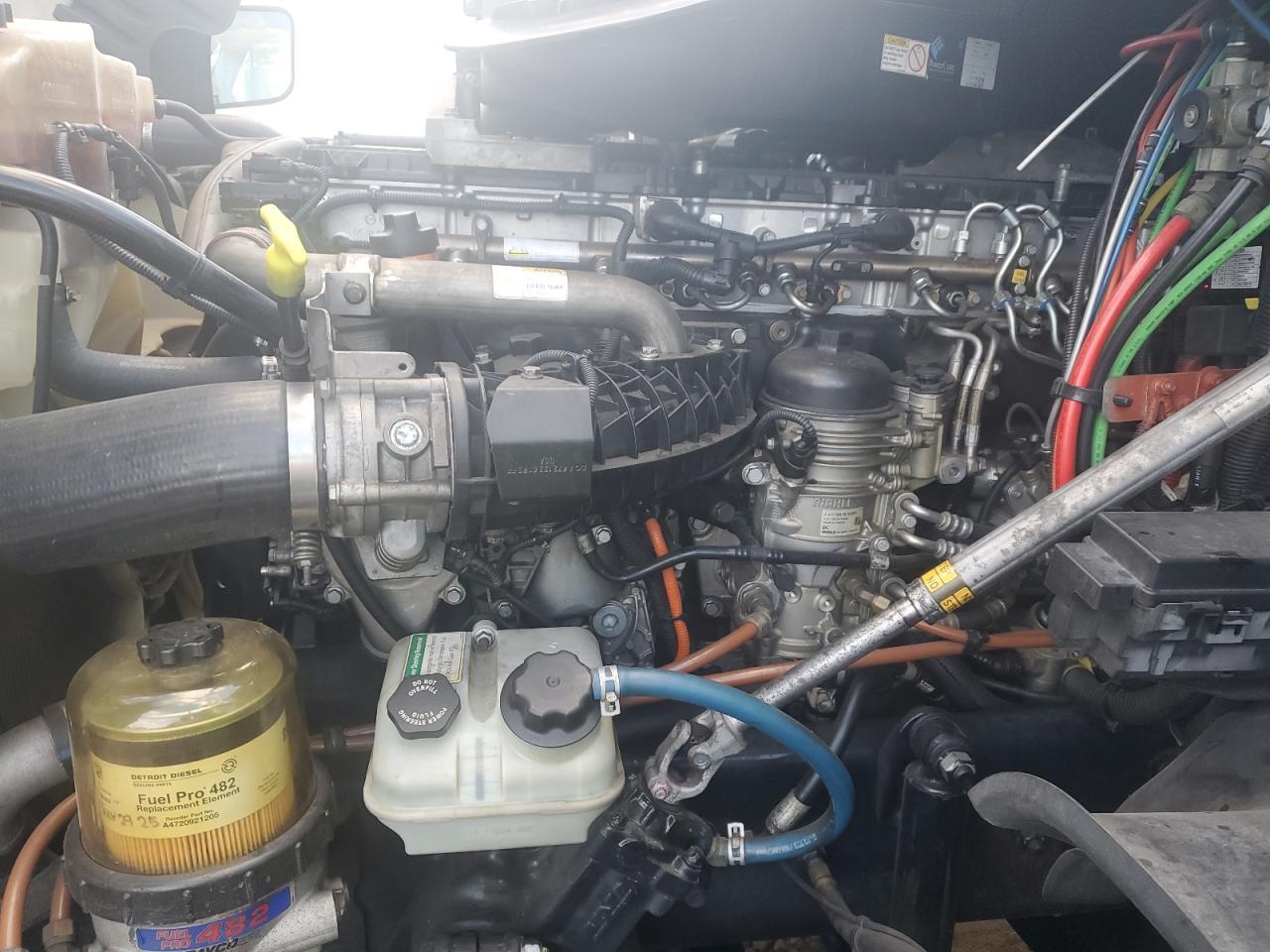 2016 FREIGHTLINER CASCADIA 125