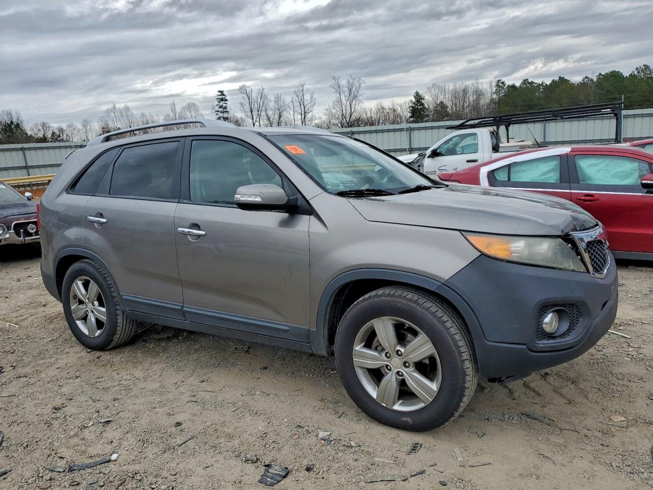 2013 KIA SORENTO