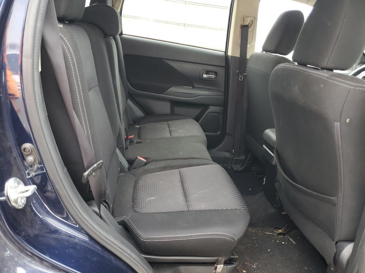 2018 MITSUBISHI outlander