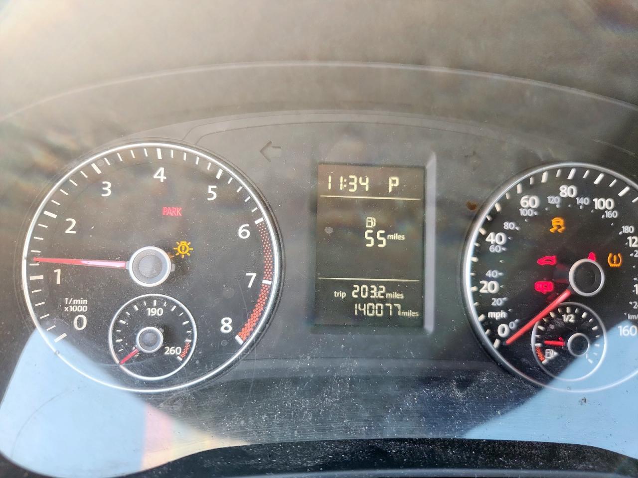 2014 VOLKSWAGEN Passat