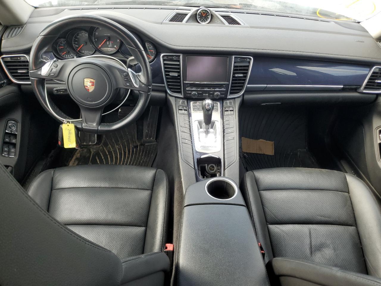 2015 PORSCHE Panamera