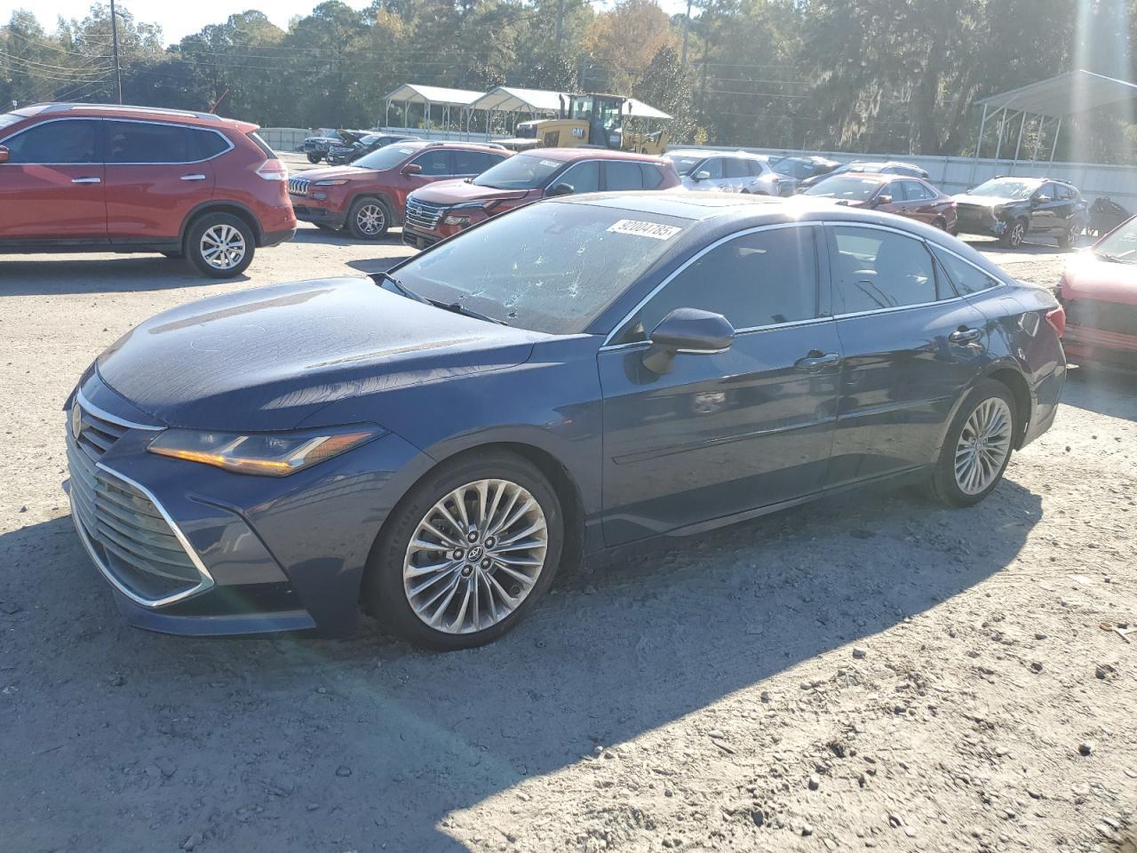 2019 TOYOTA Avalon