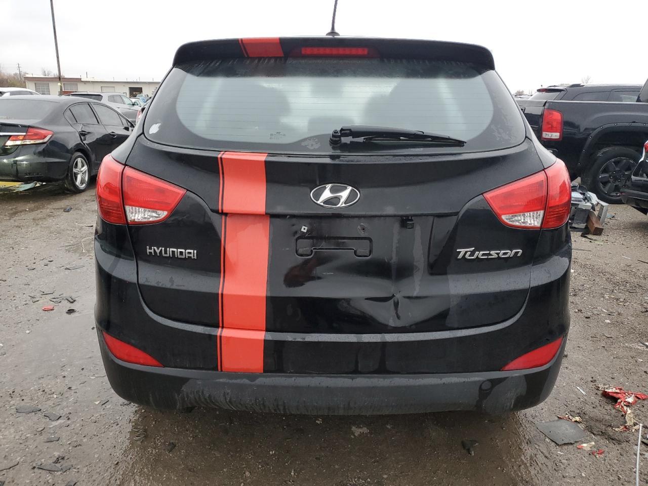 2011 HYUNDAI TUCSON