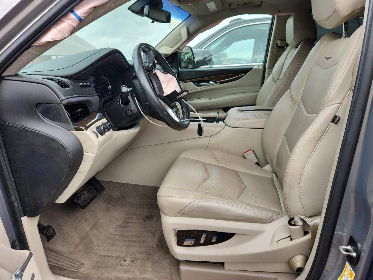 2018 CADILLAC Escalade ESV