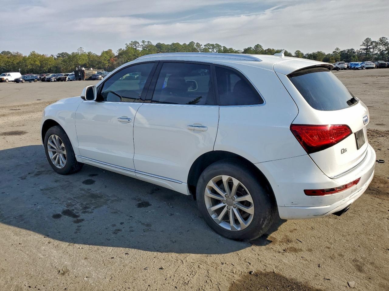 2015 AUDI Q5
