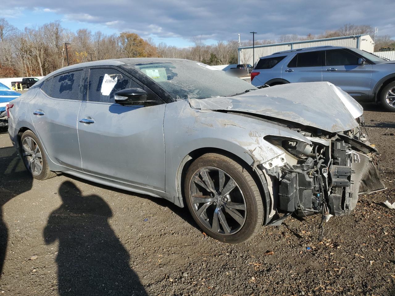 2017 NISSAN Maxima