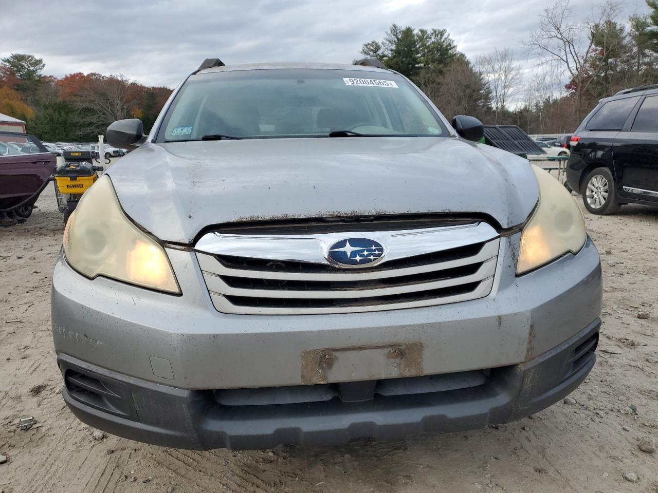 2010 SUBARU Outback
