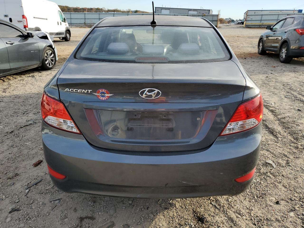 2012 HYUNDAI ACCENT