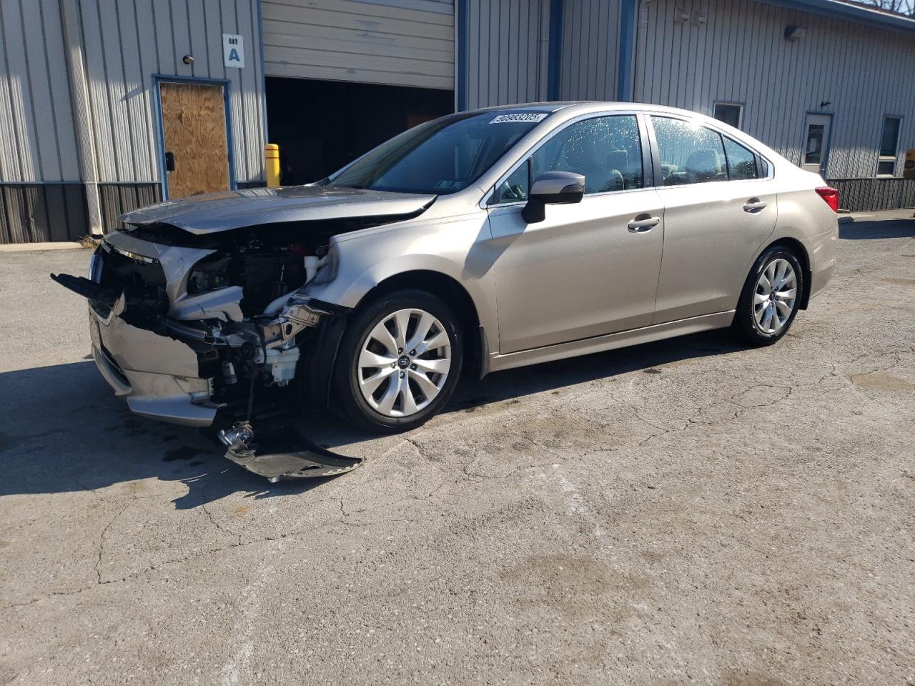2016 SUBARU Legacy