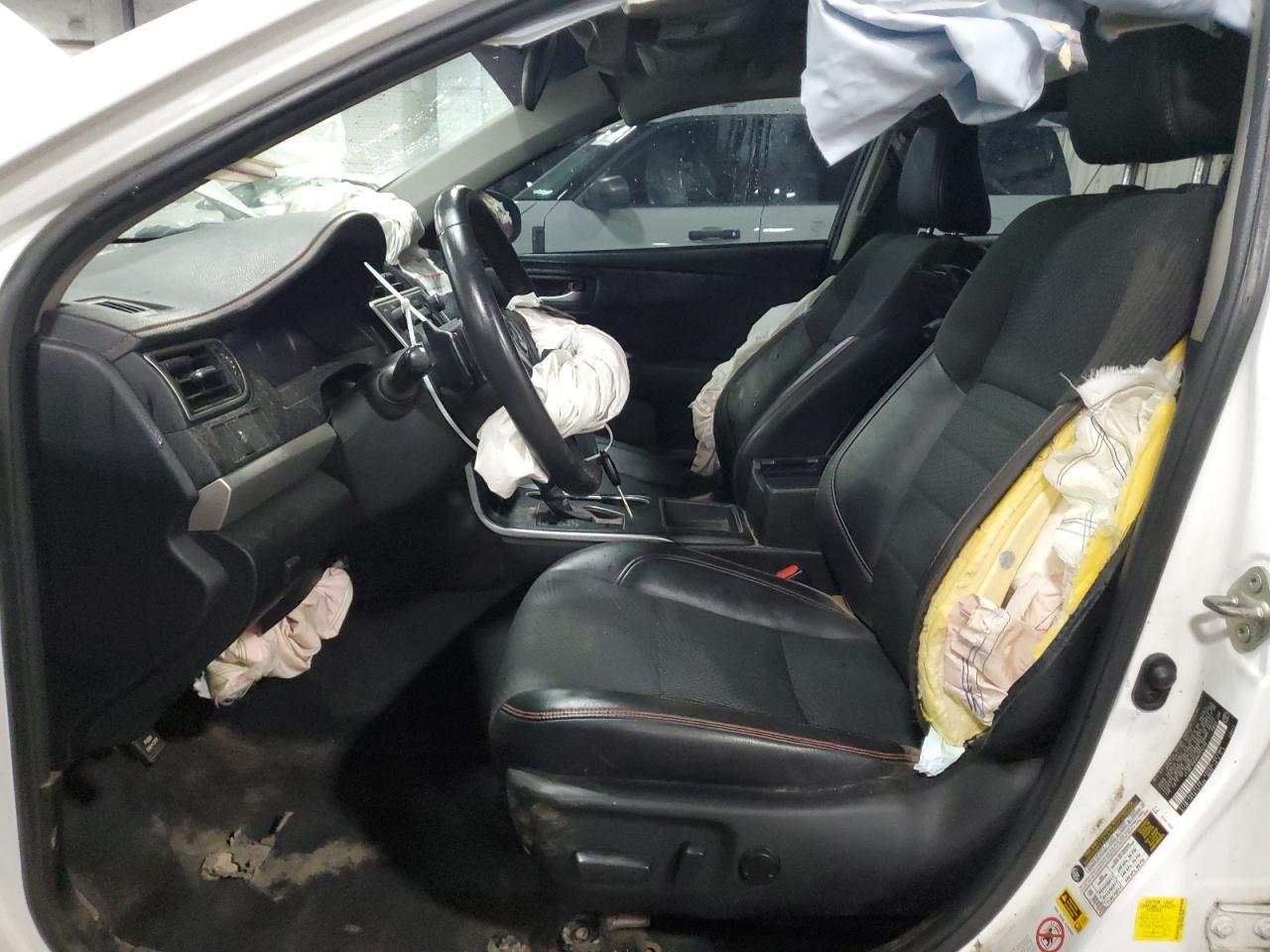 2017 TOYOTA CAMRY