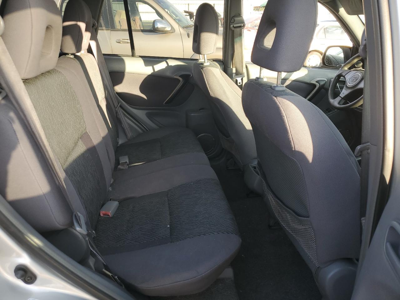2003 TOYOTA RAV4