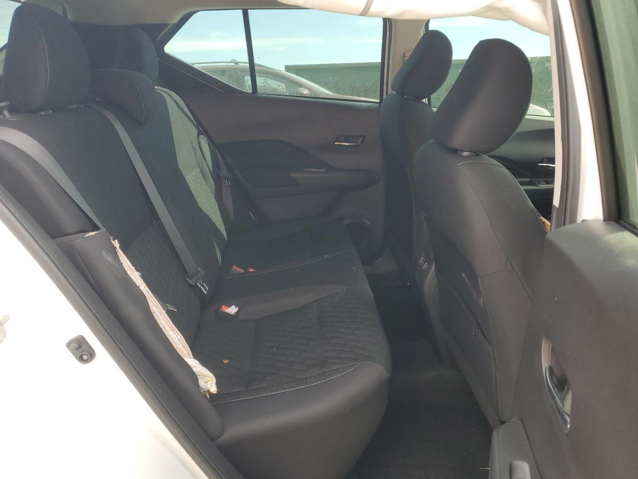 2023 NISSAN KICKS
