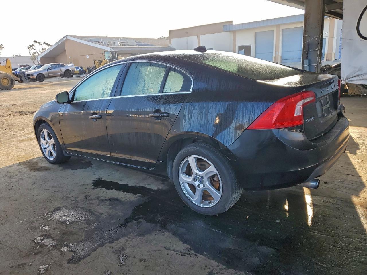 2013 VOLVO S60