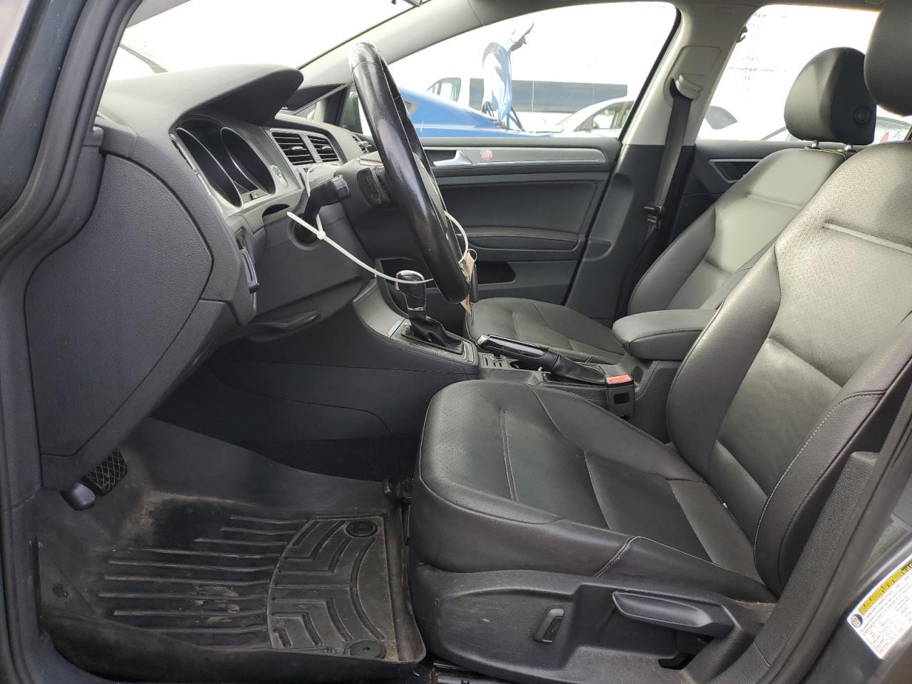 2015 VOLKSWAGEN GOLF