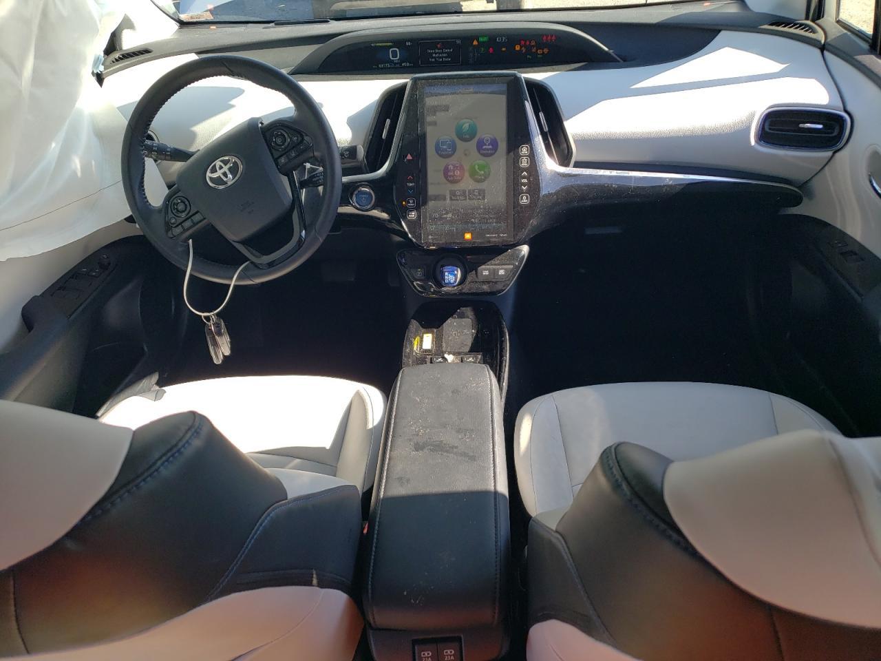 2022 TOYOTA PRIUS