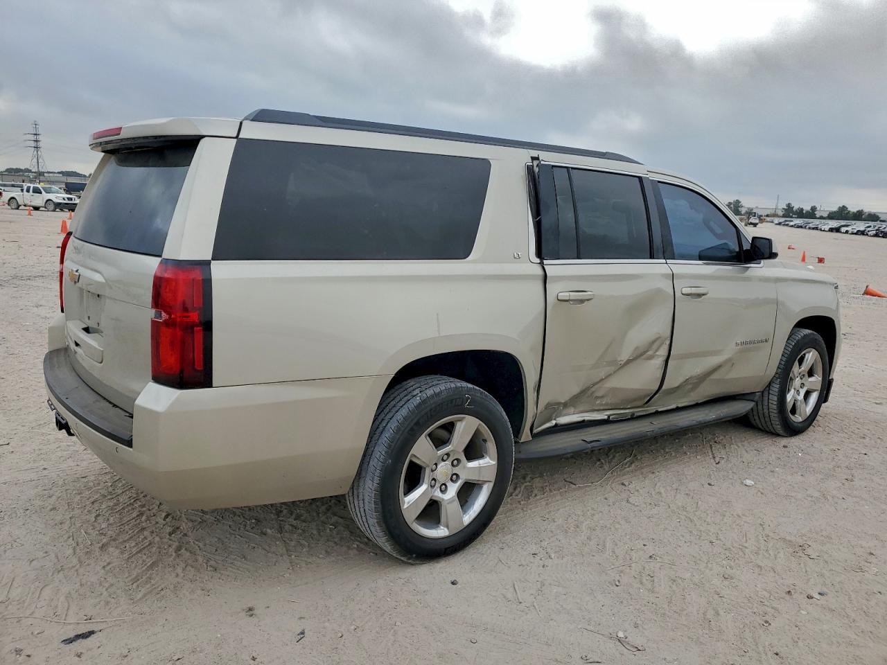 2015 CHEVROLET Suburban