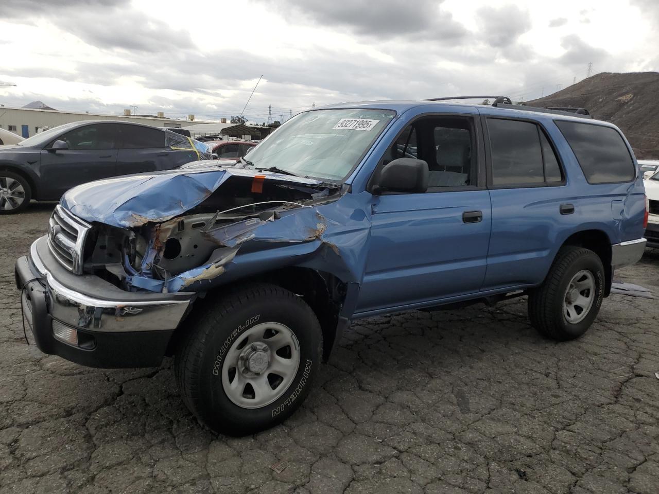 2000 TOYOTA 4Runner