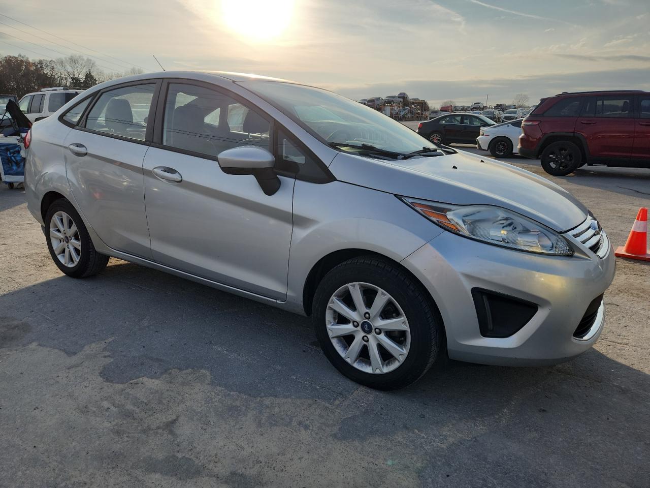 2012 FORD Fiesta