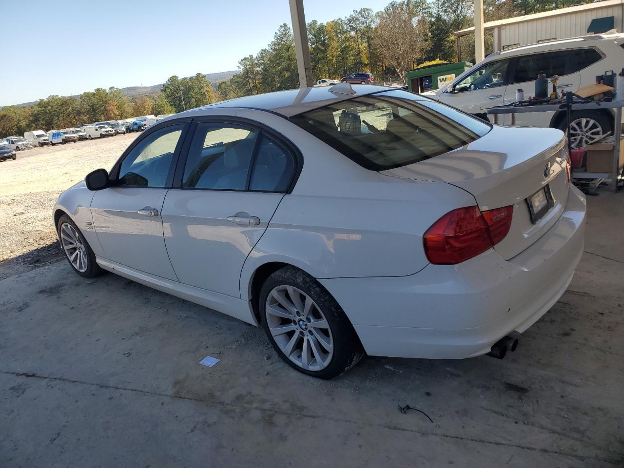 2011 BMW 3 SERIES