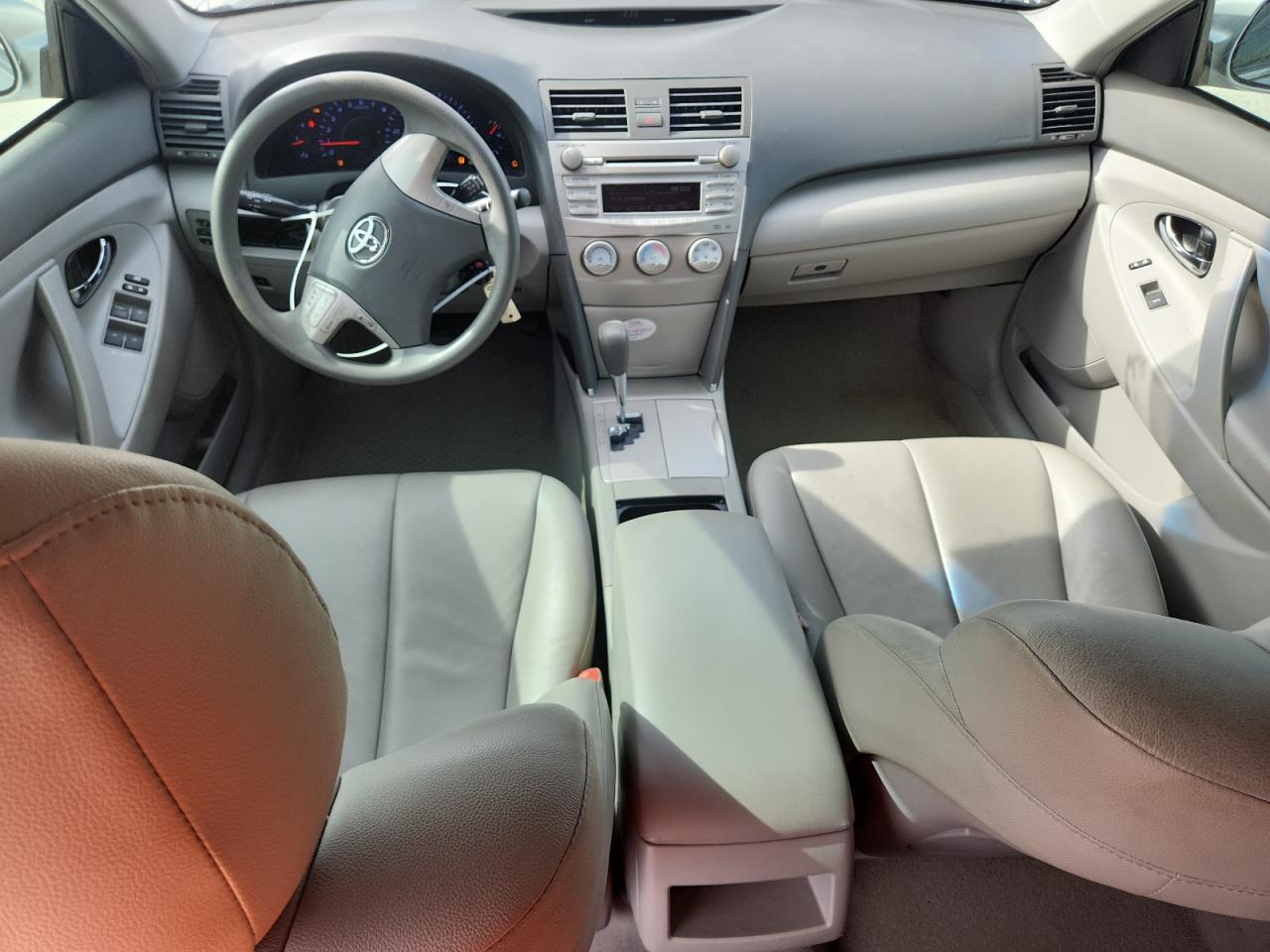 2011 TOYOTA CAMRY