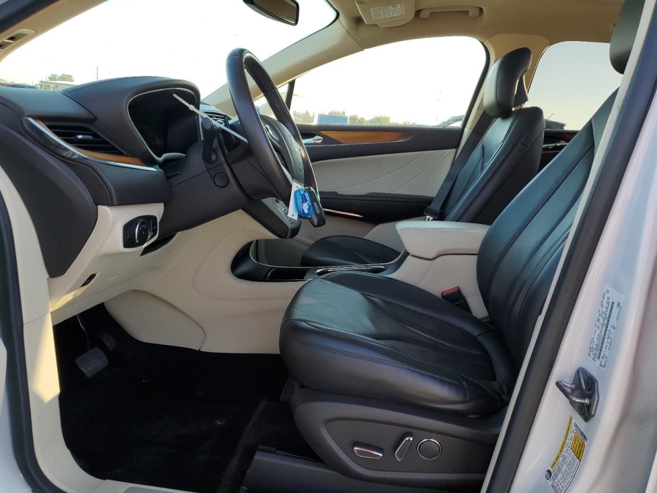 2016 LINCOLN MKC