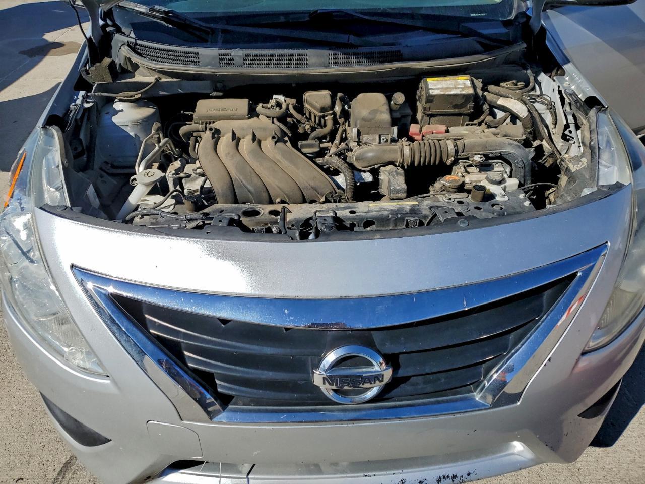 2017 NISSAN VERSA