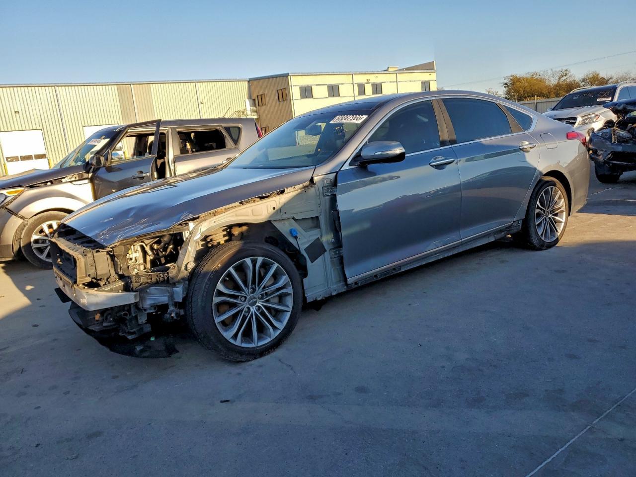 2015 HYUNDAI GENESIS