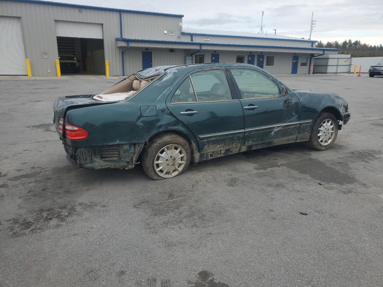 2000 MERCEDES-BENZ E-Class