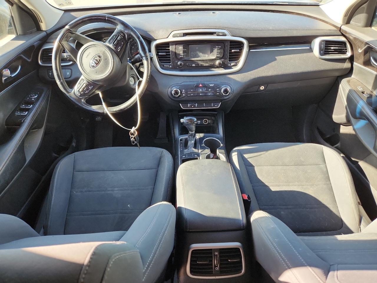 2016 KIA SORENTO