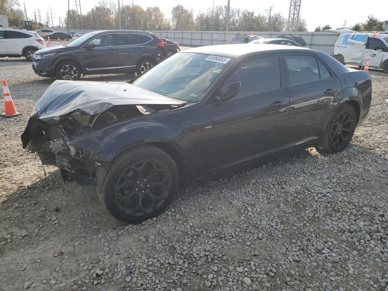 2019 CHRYSLER 300