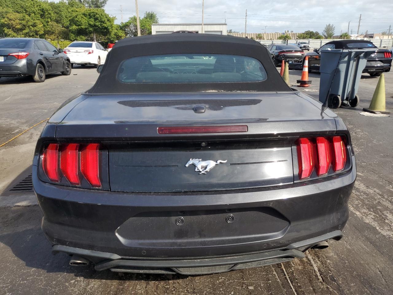 2022 FORD MUSTANG
