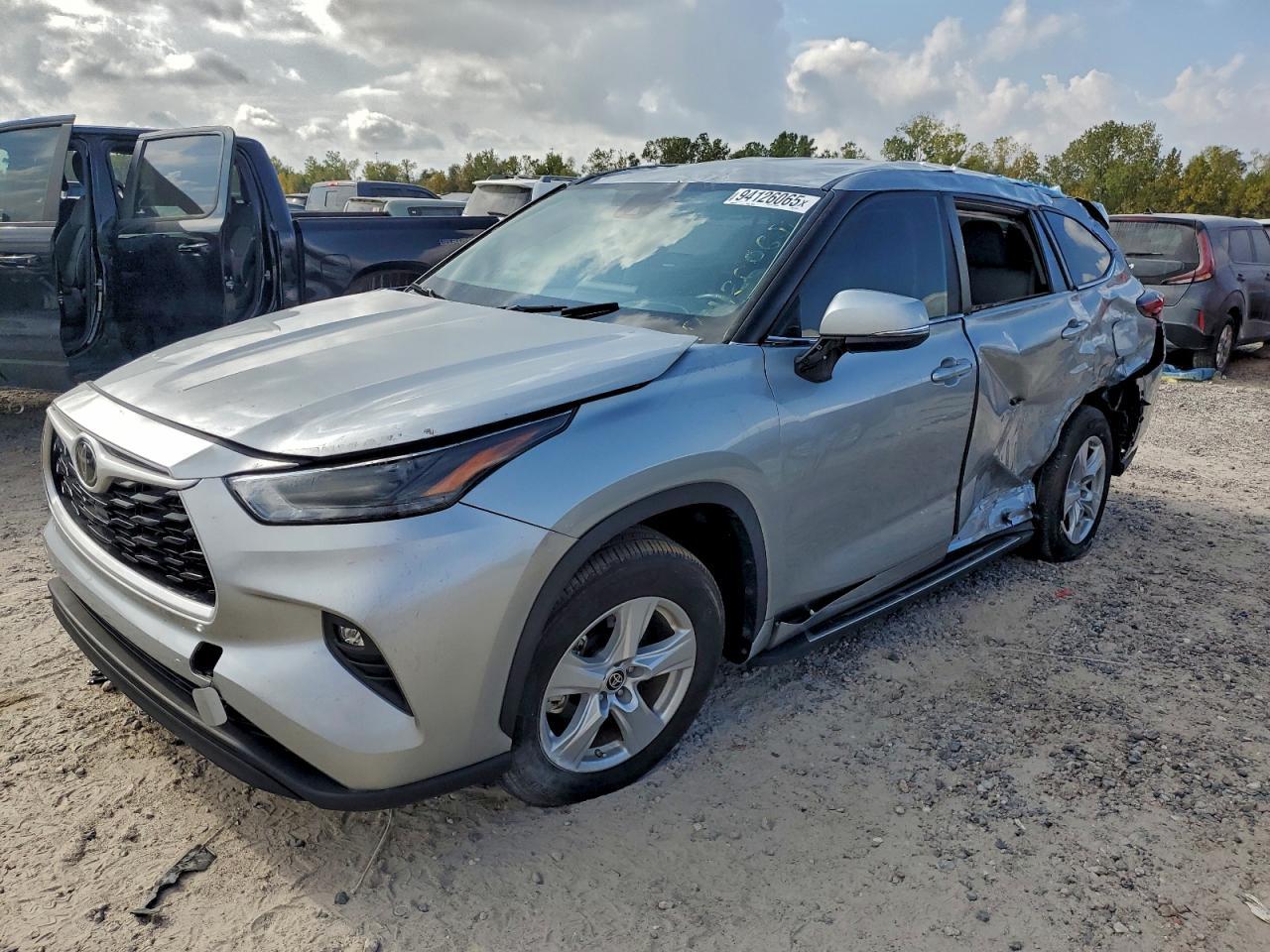 2024 TOYOTA HIGHLANDER