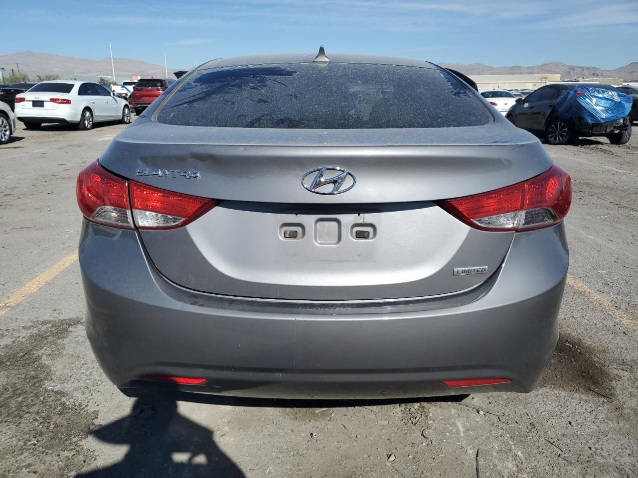 2012 HYUNDAI ELANTRA