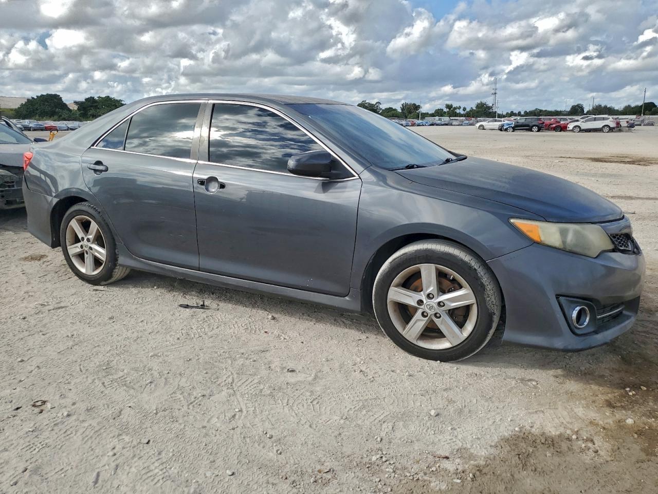 2012 TOYOTA CAMRY