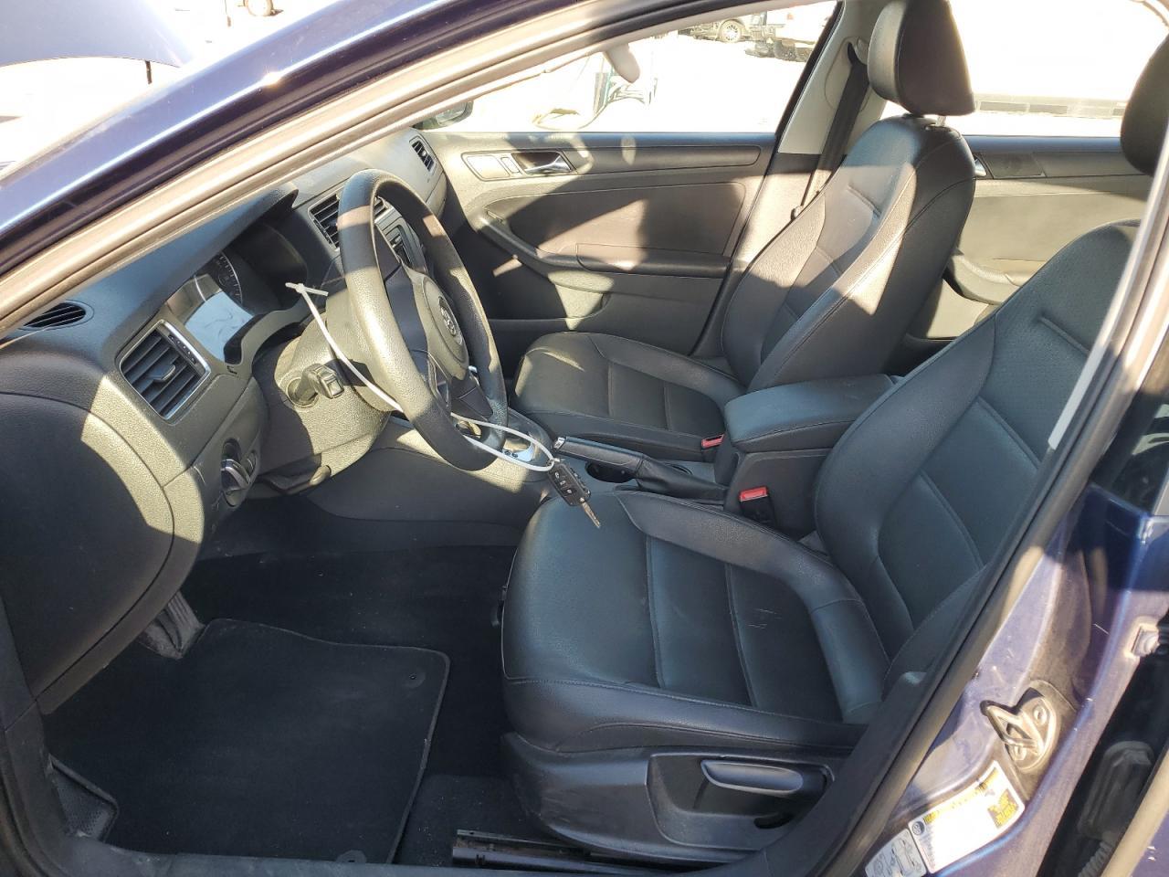 2012 VOLKSWAGEN JETTA