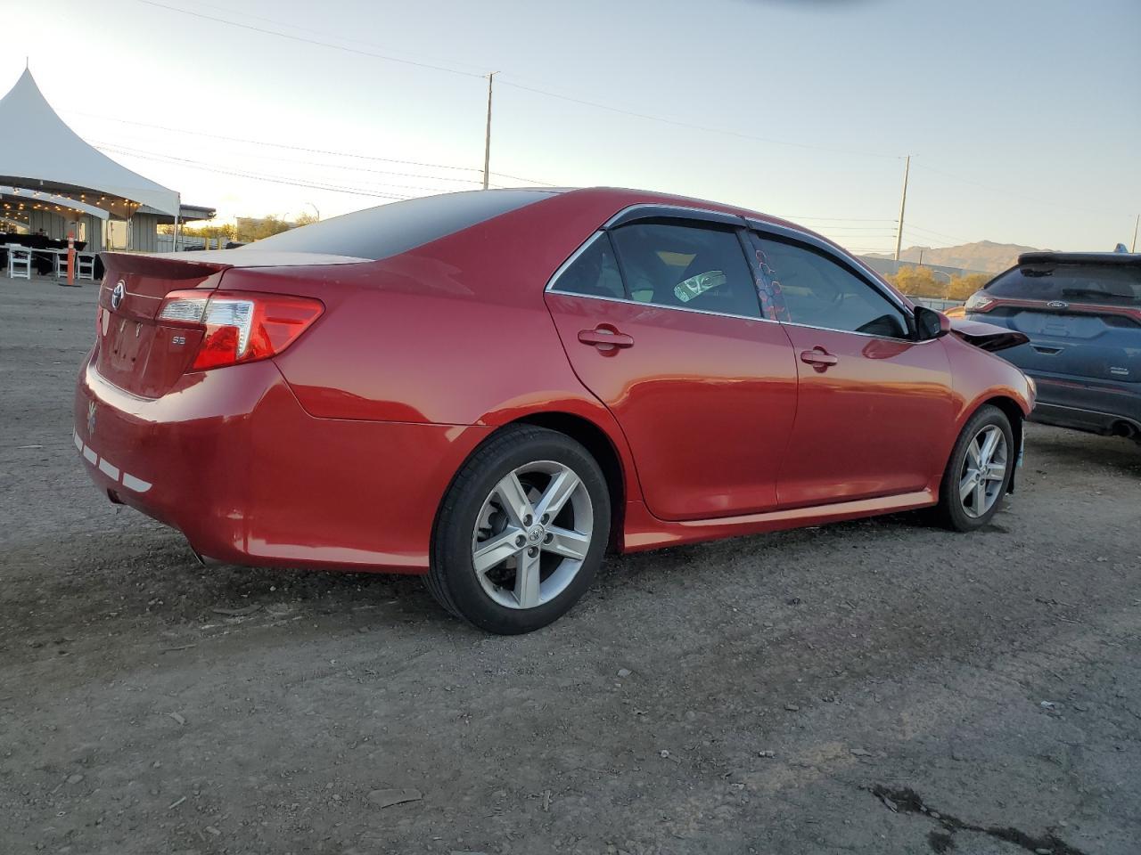 2014 TOYOTA CAMRY