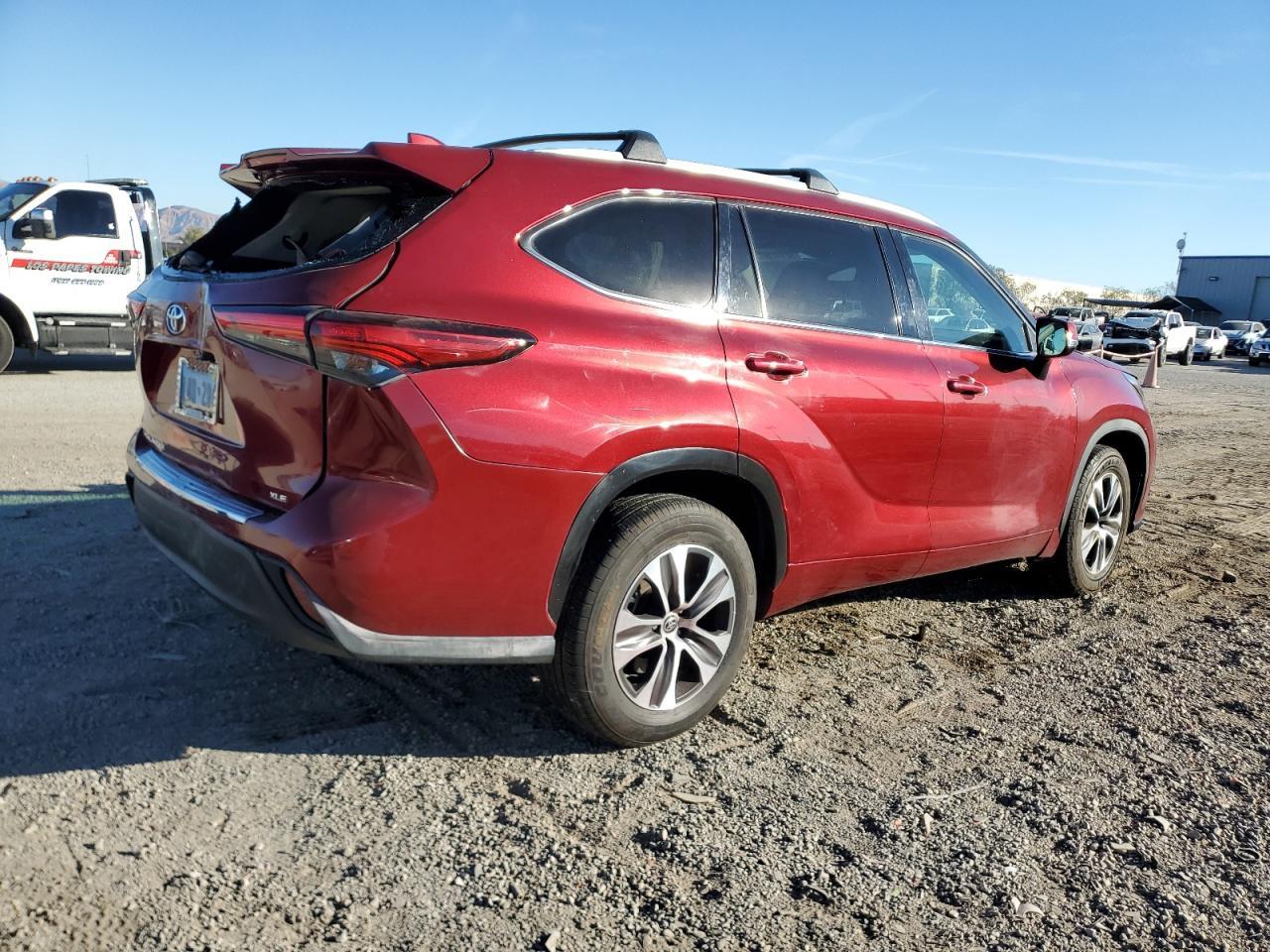 2022 TOYOTA HIGHLANDER