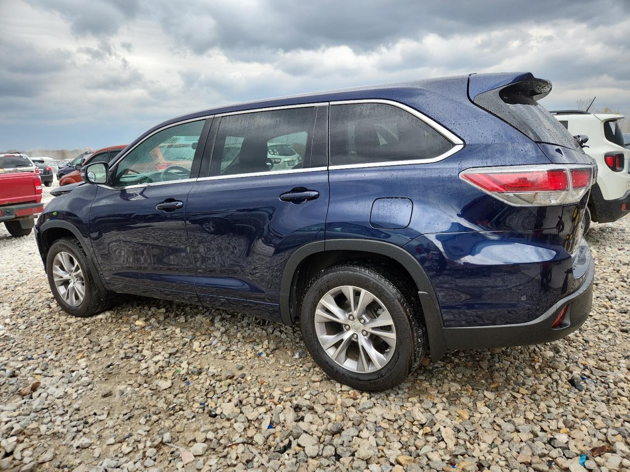 2015 TOYOTA HIGHLANDER