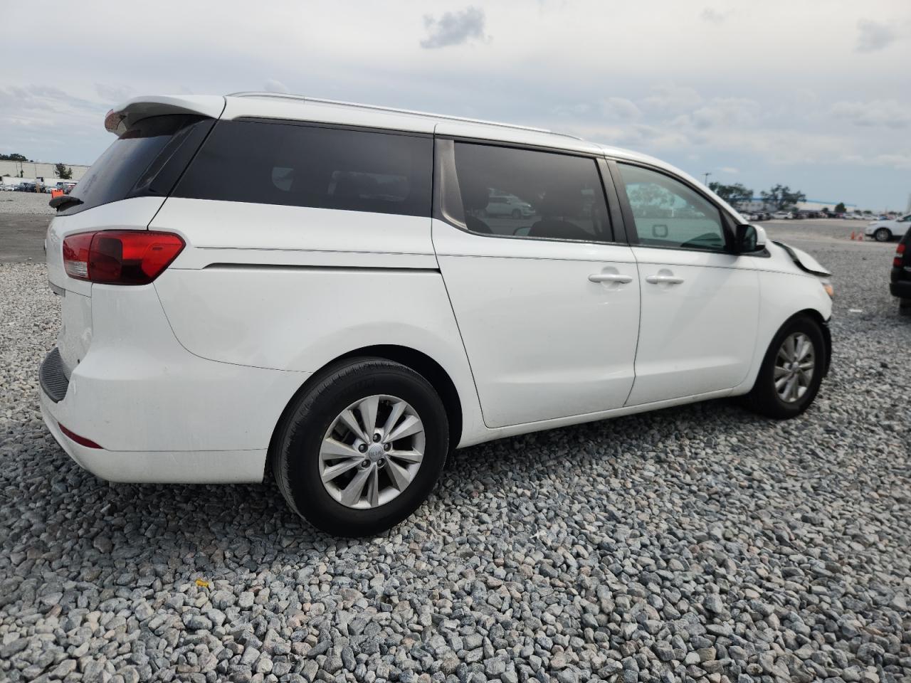 2016 KIA SEDONA