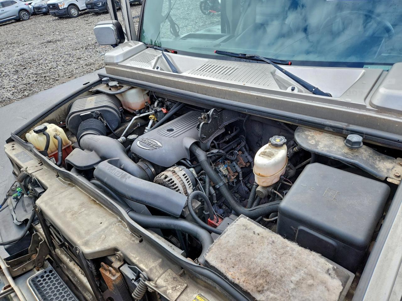 2004 HUMMER H2